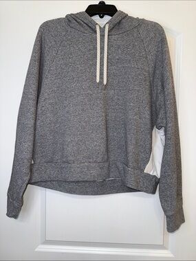 M27 Vuori Color Block Hoodie